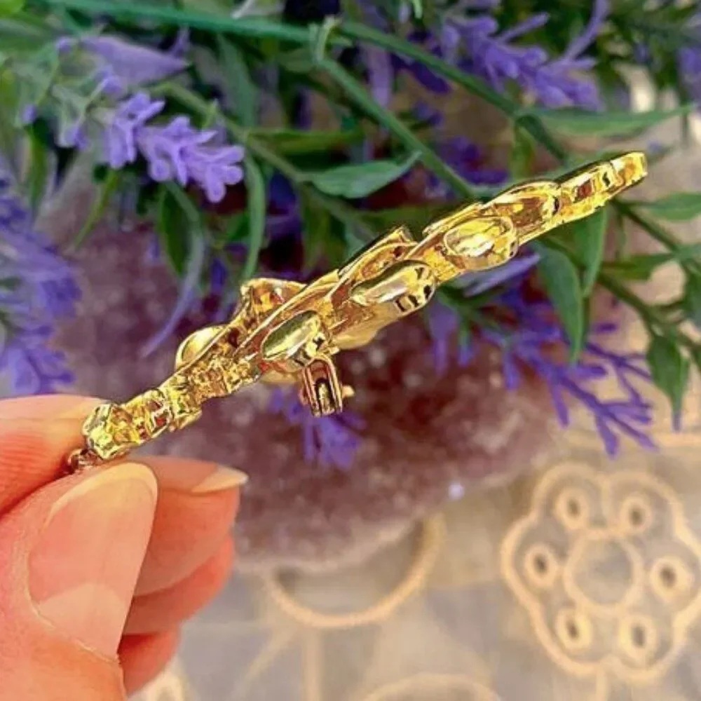 Vintage Grape Cluster Brooch in Gold Tone